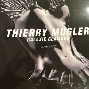 Thierry Mugler Galaxie Glamoour Hardcover book Collecton.